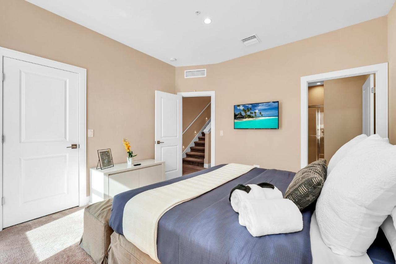 Luxury Less Than A Mile From Disneyworld -bonus Elevator- Pousada